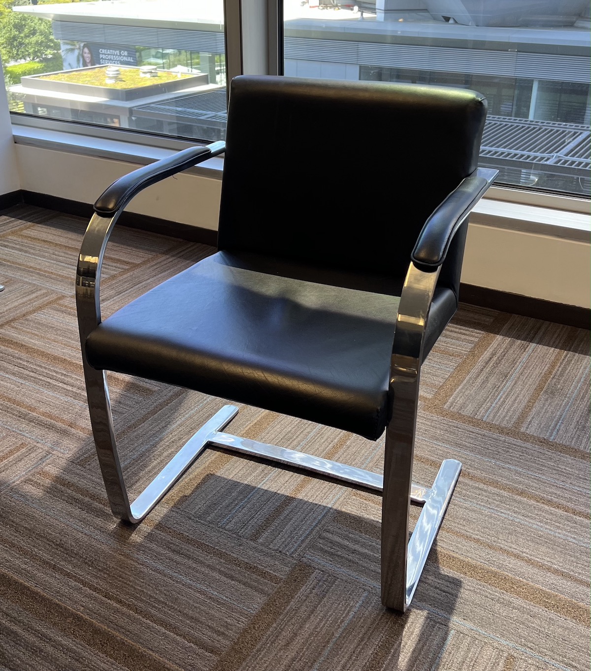 hotel-surplus-brno-chair-by-knoll